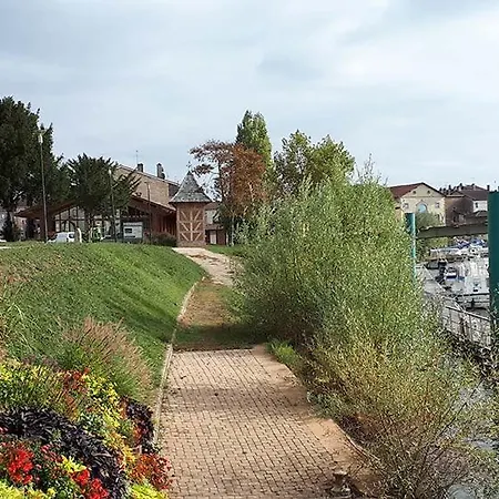 La Sur L Eau * Pont-de-Vaux